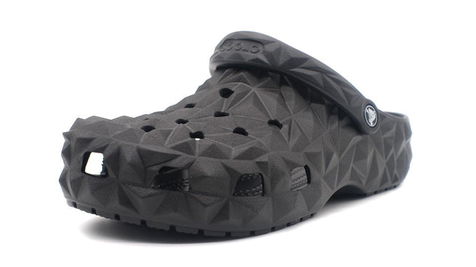 crocs CLASSIC GEOMETRIC CLOG BLACK 1