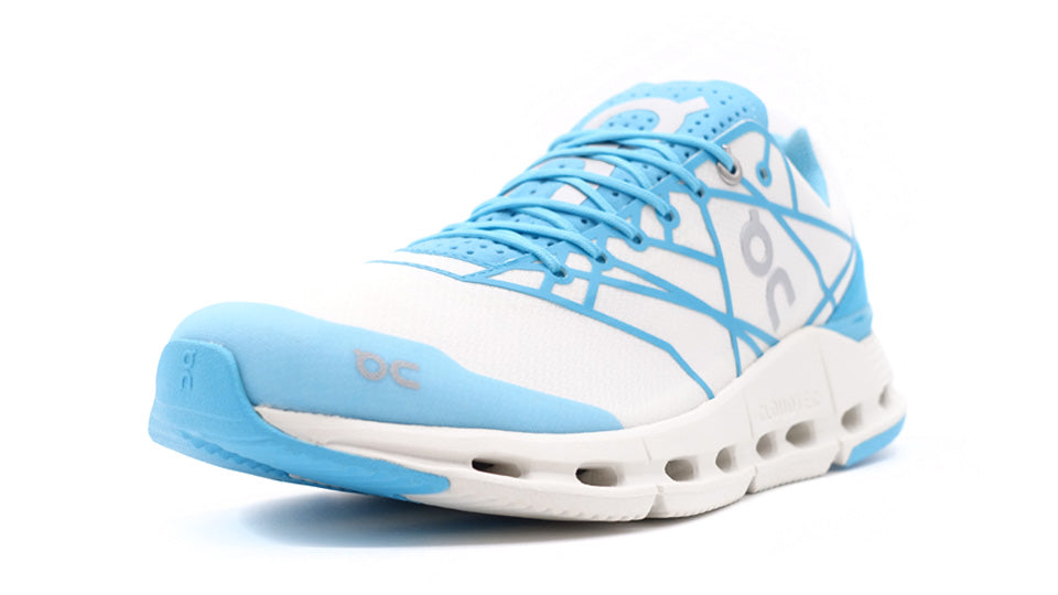 On CLOUDNOVA Z5 WHITE/CYAN 1