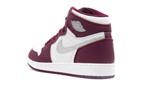 画像をギャラリービューアに読み込む, JORDAN BRAND AIR JORDAN 1 RETRO HIGH OG GS &quot;BORDEAUX&quot; &quot;MICHAEL JORDAN&quot; BORDEAUX/METALLIC SILVER/WHITE 2