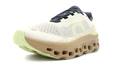 On CLOUDMONSTER CREAM/DUNE 1