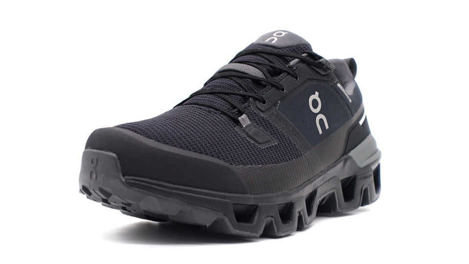 On CLOUDWANDER WATERPROOF BLACK/ECLIPSE 1