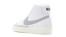 画像をギャラリービューアに読み込む, NIKE BLAZER MID '77 VNTG WHITE/LIGHT SMOKE GREY/BLACK/SAIL 2