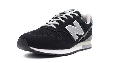new balance CM996X 