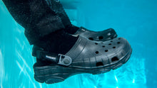 画像をギャラリービューアに読み込む, crocs CLASSIC ALL TERRAIN REFLECTIVE CLOG &quot;PLEASURES&quot; MULTI 7