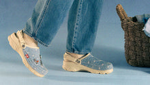 画像をギャラリービューアに読み込む, crocs CLASSIC CLOG &quot;Levi&#39;s&quot; STUCCO 9