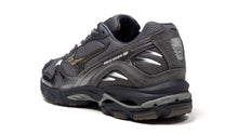 画像をギャラリービューアに読み込む, MIZUNO WAVE RIDER 10 GREY/BEIGE 2