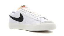 画像をギャラリービューアに読み込む, NIKE BLAZER LOW &#39;77 VINTAGE WHITE/BLACK/SAIL/TOTAL ORANGE 5