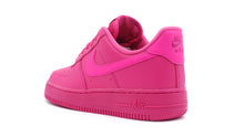 画像をギャラリービューアに読み込む, NIKE (WMNS) AIR FORCE 1 &#39;07 FIREBERRY/FIERCE PINK/FIREBERRY 2