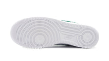 画像をギャラリービューアに読み込む, NIKE (WMNS) AIR FORCE 1 &#39;07 ESS &quot;PAISELY PACK&quot; WHITE/MALACHITE/WHITE/WHITE 4