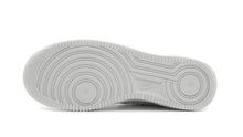 画像をギャラリービューアに読み込む, NIKE (WMNS) AIR FORCE 1 07 ESS "PAISELY PACK" SUMMIT WHITE/GREY FOG/BLACK 4
