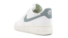 画像をギャラリービューアに読み込む, NIKE (WMNS) AIR FORCE 1 '07 NEXT NATURE SUMMIT WHITE/MICA GREEN/SAIL 2