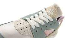 画像をギャラリービューアに読み込む, NIKE (WMNS) AIR HUARACHE LIGHT OREWOOD BROWN/DUSTY SAGE 6