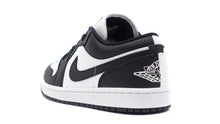 画像をギャラリービューアに読み込む, JORDAN BRAND (WMNS) AIR JORDAN 1 LOW SE &quot;HOMAGE&quot; &quot;MICHAEL JORDAN&quot; WHITE/BLACK/WHITE 2