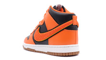画像をギャラリービューアに読み込む, NIKE DUNK HIGH RETRO UNIVERSITY "CHENILLE SWOOSH" BLACK/SAFETY ORANGE/UNIVERSITY GOLD 2