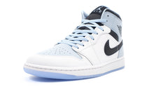 画像をギャラリービューアに読み込む, JORDAN BRAND AIR JORDAN 1 MID SE &quot;MICHAEL JORDAN&quot; WHITE/ICE BLUE/BLACK 1