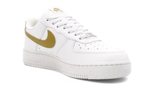 画像をギャラリービューアに読み込む, NIKE (WMNS) AIR FORCE 1 '07 NEXT NATURE SUMMIT WHITE/BRONZINE/METALLIC SILVER 5