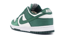 画像をギャラリービューアに読み込む, NIKE (WMNS) DUNK LOW ESS SNKR "SATIN GREEN" WHITE/TEAM GREEN 2