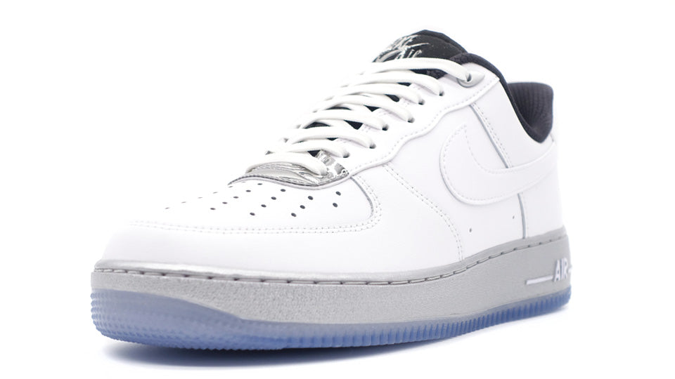 靴 WMNS AIR FORCE 1 07 SE White Chrome 25cm Women's Nike Air Force 1 '07 SE 
