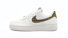 画像をギャラリービューアに読み込む, NIKE (WMNS) AIR FORCE 1 '07 ESS TREND SUMMIT WHITE/BRONZINE/BLACK 3