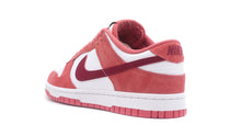 画像をギャラリービューアに読み込む, NIKE (WMNS) DUNK LOW SE "VALENTINE'S DAY PACK" WHITE/TEAM RED/ADOBE/DRAGON RED 2
