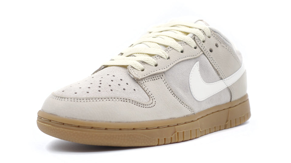 NIKE (WMNS) DUNK LOW SE 