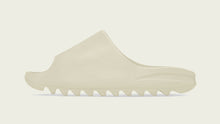 画像をギャラリービューアに読み込む, adidas YEEZY SLIDE &quot;BONE&quot; &quot;Ye / KANYE WEST&quot; BONE 1