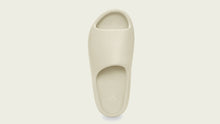 画像をギャラリービューアに読み込む, adidas YEEZY SLIDE &quot;BONE&quot; &quot;Ye / KANYE WEST&quot; BONE 4