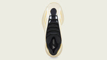 画像をギャラリービューアに読み込む, adidas YEEZY 700 V3 &quot;SAFFLOWER&quot; &quot;KANYE WEST&quot; SAFFLOWER 3
