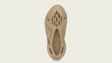 画像をギャラリービューアに読み込む, adidas YZY FOAM RUNNER &quot;OCHRE&quot; &quot;KANYE WEST&quot; OCHRE 4