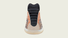 画像をギャラリービューアに読み込む, adidas YEEZY QNTM &quot;FLASH ORANGE&quot; &quot;KANYE WEST&quot; FLASH ORANGE 3