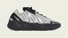 画像をギャラリービューアに読み込む, adidas YEEZY BOOST 700 MNVN &quot;METALLIC&quot; &quot;Ye / KANYE WEST&quot; METALLIC 2