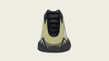 画像をギャラリービューアに読み込む, adidas YEEZY 700 MNVN &quot;RESIN&quot; &quot;Ye / KANYE WEST&quot; RESIN 3