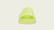 画像をギャラリービューアに読み込む, adidas YEEZY SLIDE &quot;GLOW GREEN&quot; &quot;KANYE WEST&quot; GLOW GREEN 3