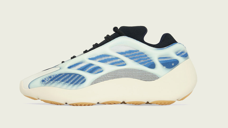 adidas YEEZY 700 V3 