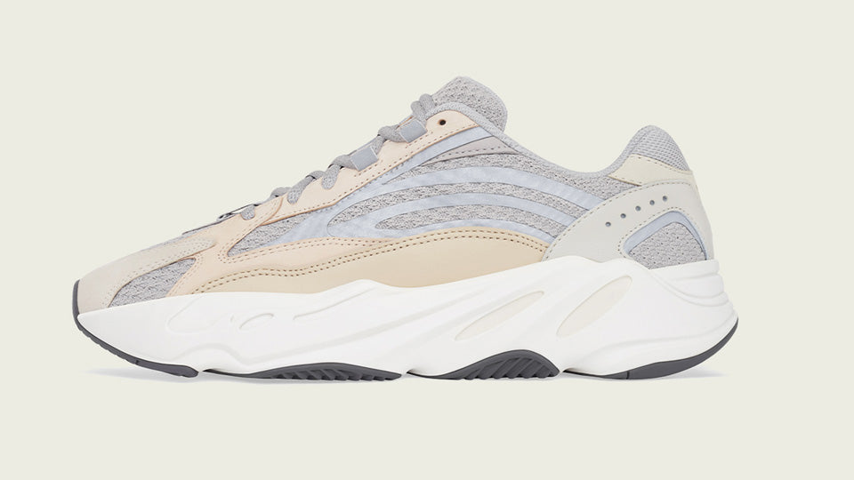 adidas YEEZY BOOST 700 V2 