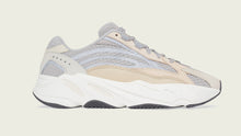 画像をギャラリービューアに読み込む, adidas YEEZY BOOST 700 V2 &quot;CREAM&quot; &quot;KANYE WEST&quot; CREAM 2