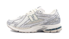 画像をギャラリービューアに読み込む, new balance M1906R EE 3