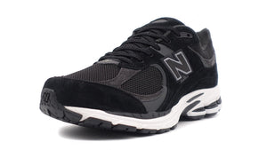 new balance M2002R BK 1