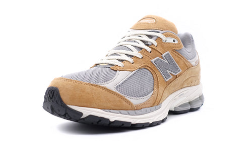 new balance M2002R 