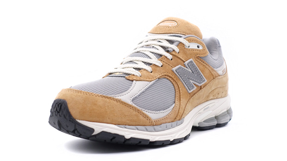 new balance M2002R 