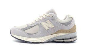 new balance M2002R SA 3