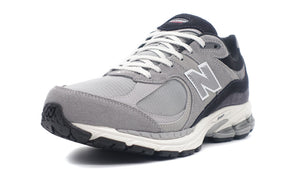 new balance M2002R SG 1