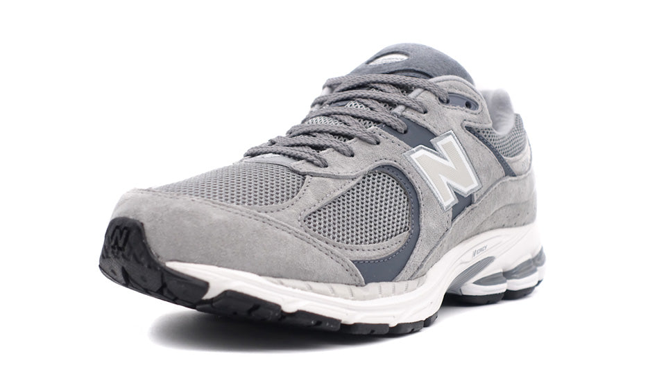 new balance M2002R ST 1