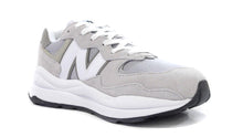 画像をギャラリービューアに読み込む, New Balance M5740 CA