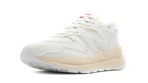 new balance M5740 