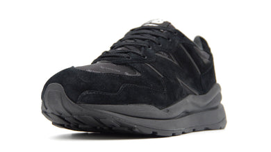 new balance M5740 