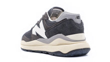 画像をギャラリービューアに読み込む, new balance M5740 VL1 2