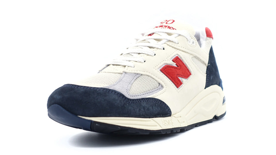 new balance M990 V2 