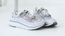 画像をギャラリービューアに読み込む, UGG M CA805 V2 GLACIER GREY